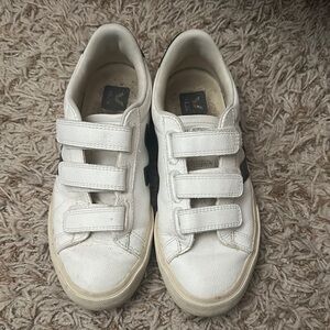 Veja White Velcro Sneakers Casual Low-Top
